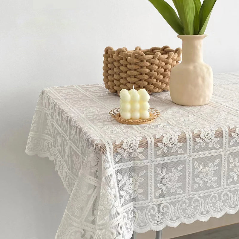 Toalha de Mesa Quadrada Bege com Renda e Bordado Europeu - Decoração Retro para Casamento, Festa, Jardim e Casa